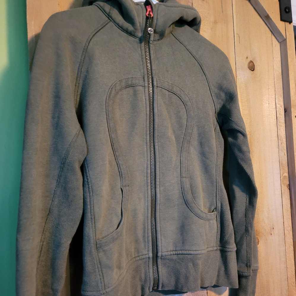 Scuba hoodie